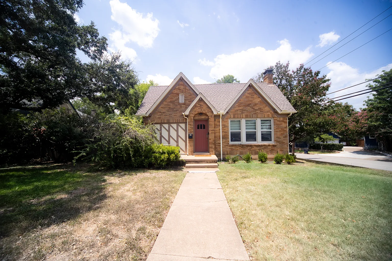 2600 Shirley Ave